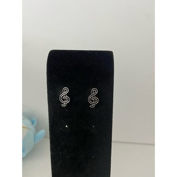 Music note earrings - Picture 1 of 5